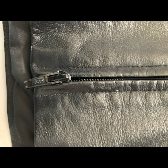 SOLD!!’Newport News leather top - Picture 8 of 8